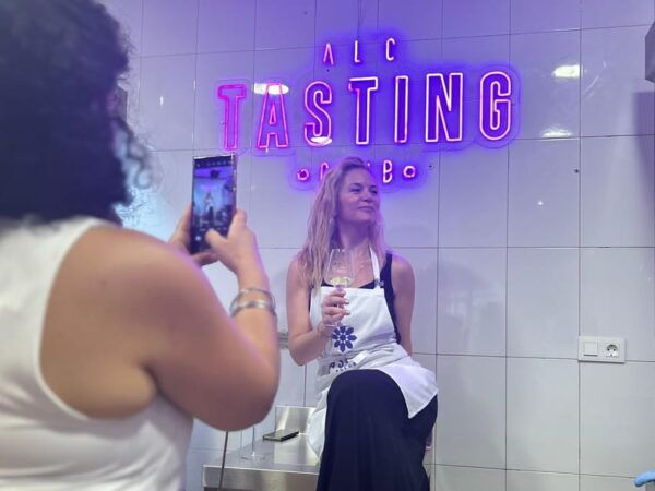 Alicante Paella Cooking Class, Tapas, Drinks and Market - Frequently Asked Questions