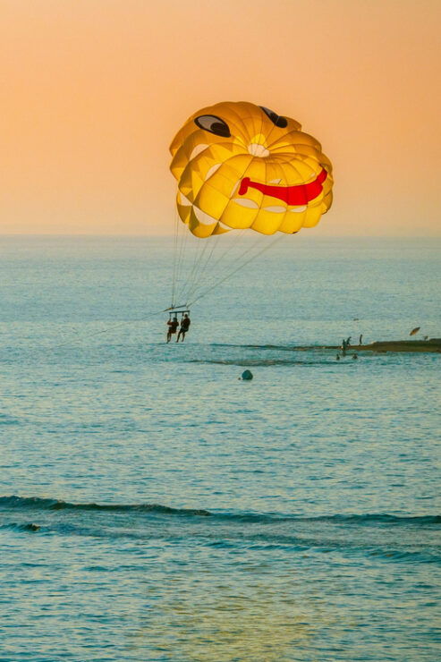 Alicante: Parasailing and City Bike Rental (All Day) - Good To Know