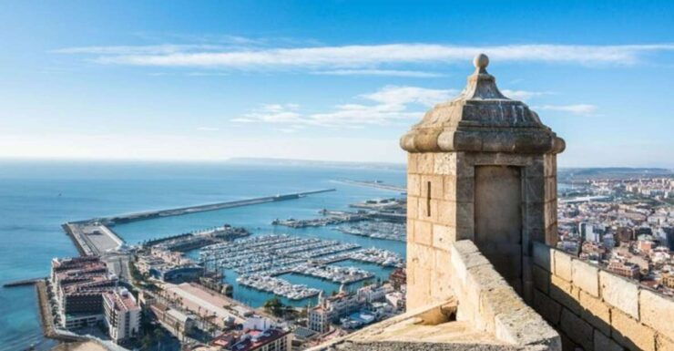 Alicante: Private Custom Walking Tour - Activity Details