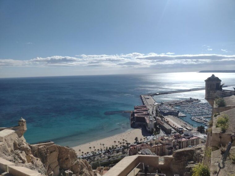 Alicante Private Tour With Castle and Drinks - Ascent to Santa Barbara Castle