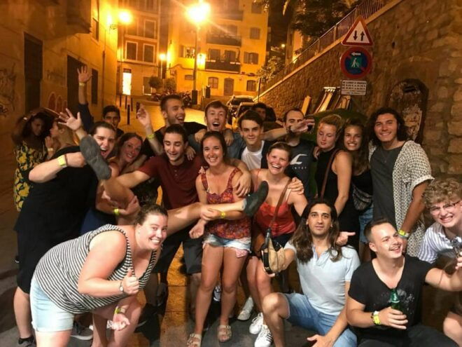 Alicante: Pub Crawl, Party as a Local! - Inclusions