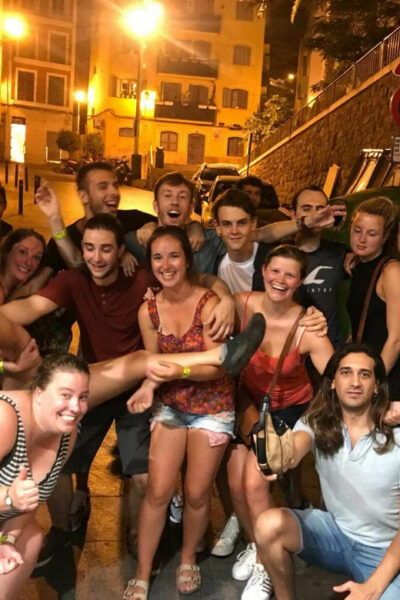 Alicante: Pub Crawl, Party as a Local! - Joining the Crowd