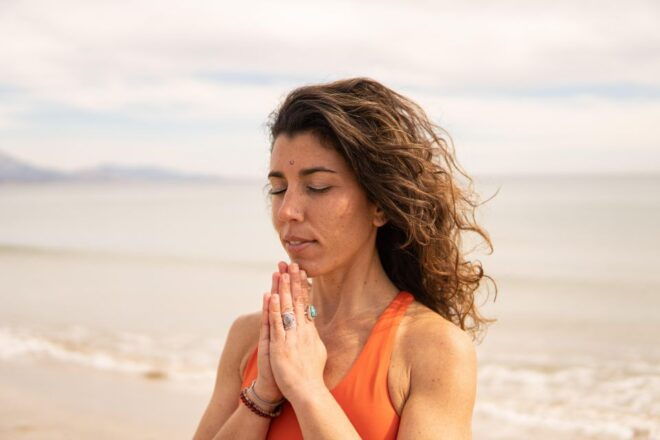 ALICANTE: Sunrise Yoga Class on the Beach & Breakfast - Reservation Process