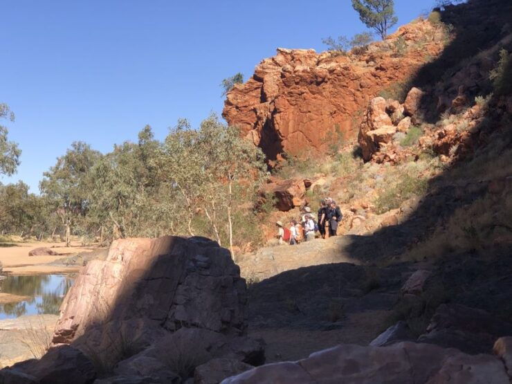 Alice Springs: Simpsons Gap Sunset Watercolor Painting Class - Activity Details