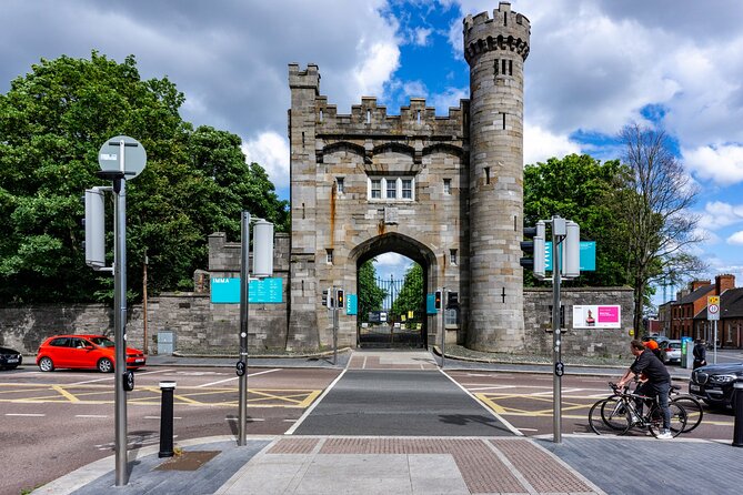 Alien Invasion Outdoor Escape Game in Dublin - Common Questions