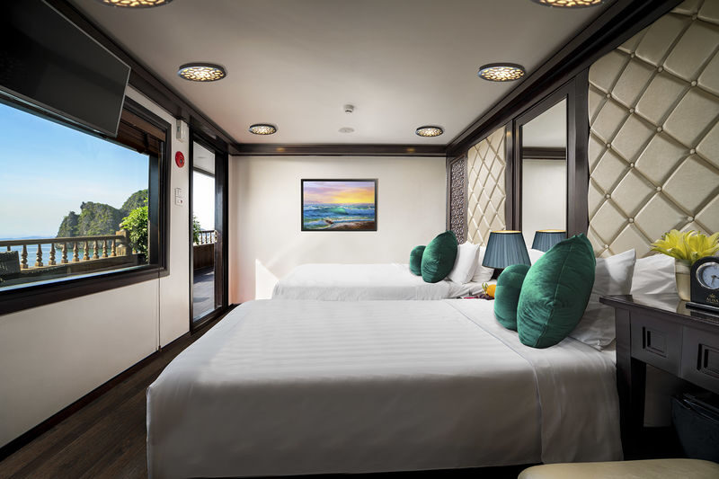 Alisa Premier 3D2N Cruise: Ha Long Bay & Lan Ha Bay - Day 1: Sung Sot Cave, Luon Cave and Ti Top