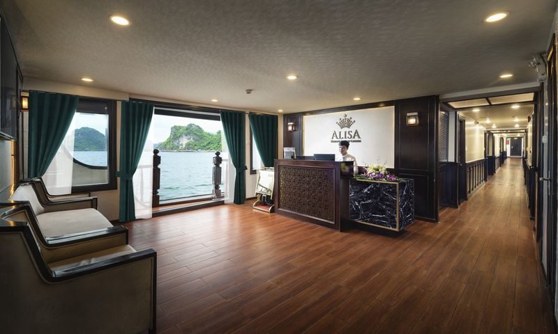 Alisa Premier Luxury 2D1N Cruise: Ha Long Bay, Sung Sot, Ti Top - Starting from Tuan Chau Marina