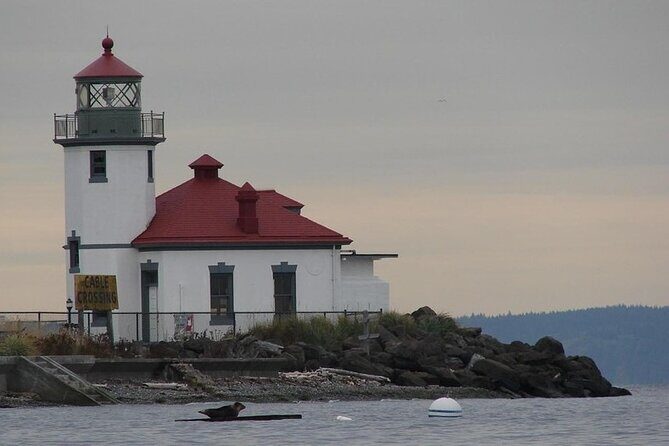 Alki Lighthouse Sea Kayak Tour - Why You Should Consider This Tour