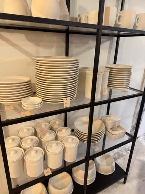 Alkmaar: Ceramic Painting Workshop at Mi Vida Atelier - An In-Depth Look at the Ceramic Painting Experience