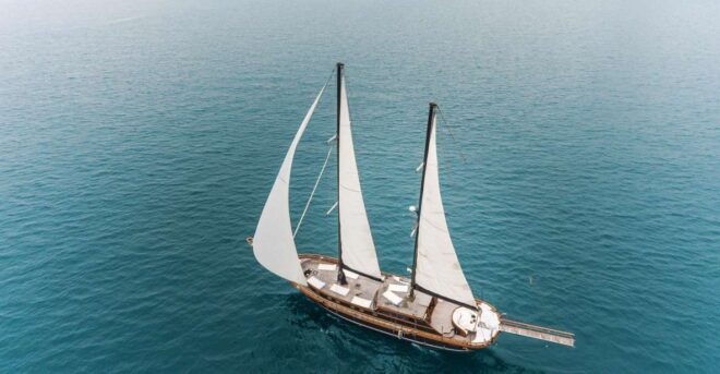 All Day Cruise to 3 Islands With Swimming Stop and Lunch - Highlights