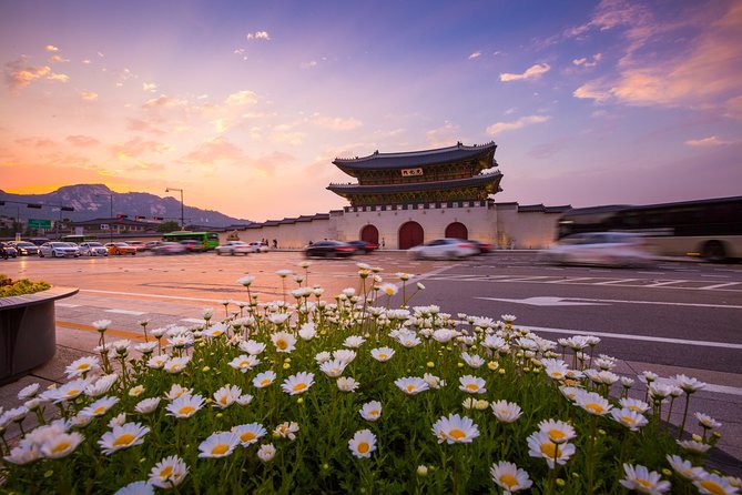 All in One Full Day Tour 3(Gyeongbok Palace-N Seoul Tower-Gwang Jang Market) - N Seoul Tower