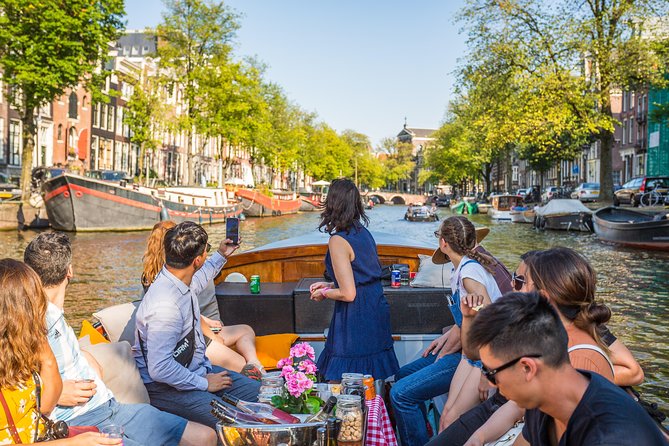 All-Inclusive Amsterdam Canal Cruise by Captain Jack - Frequently Asked Questions