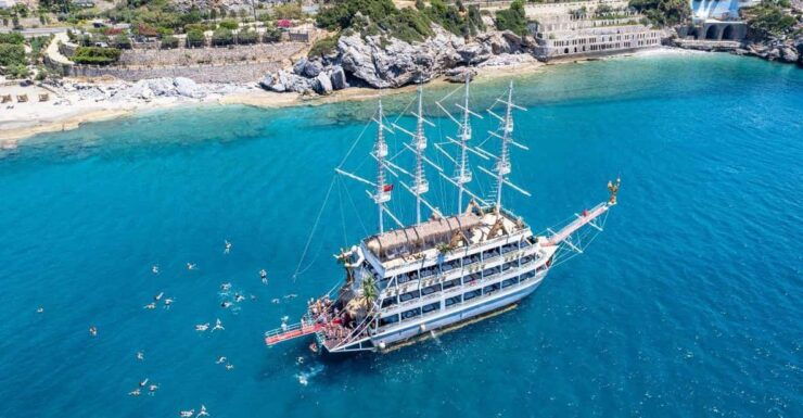 All-Inclusive Boat Trip With Lunch and Unlimited Drinks - Itinerary and Experience