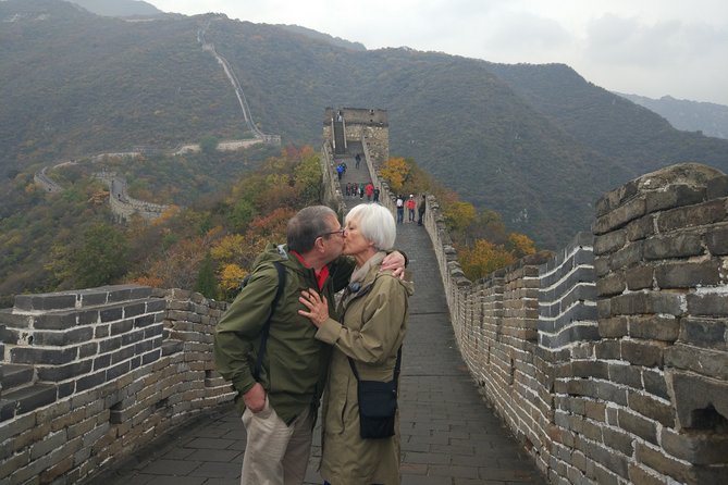 All-Inclusive Day Tour: Mutianyu Great Wall & Beijing Panda Zoo With Local Lunch - Tour Overview