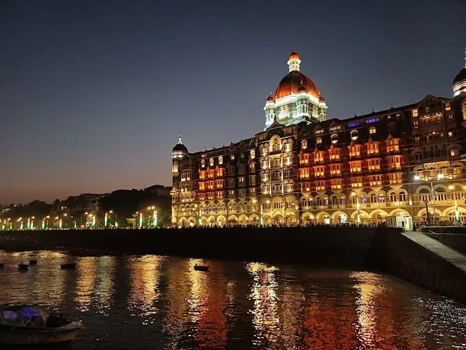 All-Inclusive Mumbai Private Full or Half-Day Tour from Mumbai - Marine Drive and Hanging Gardens offer a change of pace