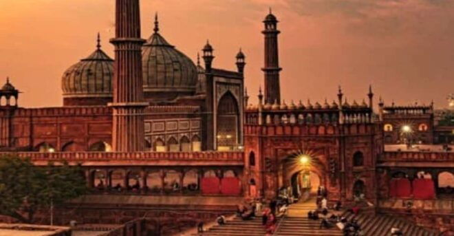 All Inclusive Old Delhi Spiritual Guided Tour With Tuk Tuk - Itinerary