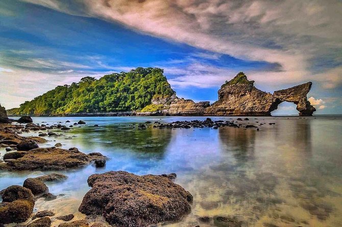 All Inclusive : One Day Nusa Penida Island West & East Part. - Itinerary Highlights