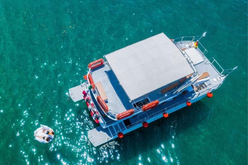 All Inclusive Private Yacht Charter Chica Fun 5 Waterslides - Good To Know