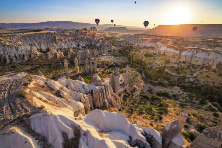 All Inclusive Red Tour With Expert Local Guide & Small Group - Cancellation Policy