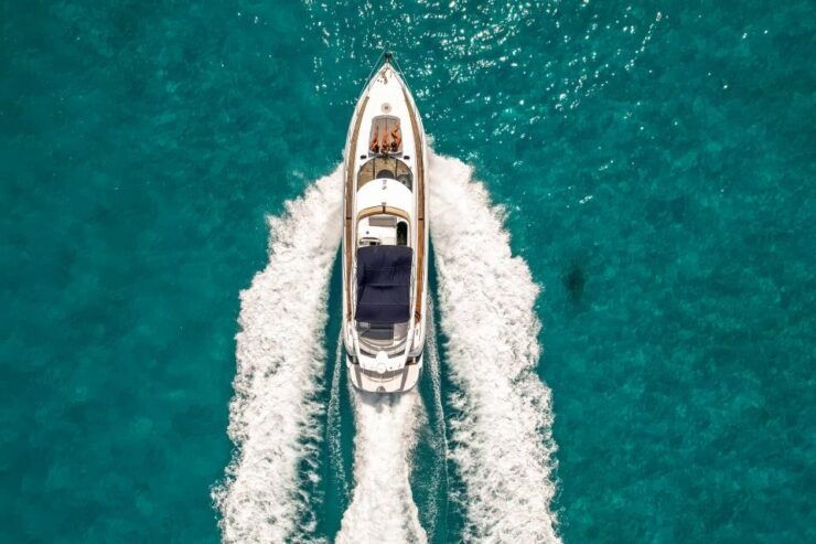 All-Inclusive Romantic Dinner Aboard a Luxurious Yacht - Exquisite Dining Experience on Water