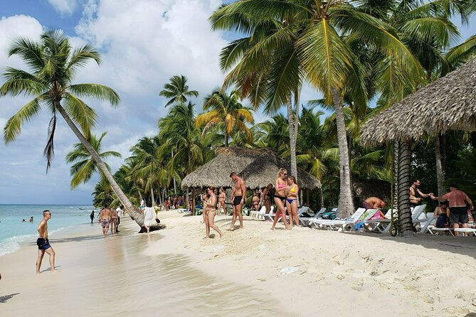 All-Inclusive Saona Island Full Day Trip and Catamaran Cruise From Santo Domingo - Inclusions