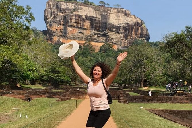 All Inclusive Sigiriya and Dambulla Private Day Tour From Colombo - The Sum Up