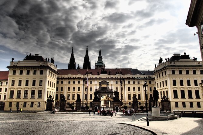 All-Inclusive Small Group Hidden Gems of Prague Day Tour - Reviews