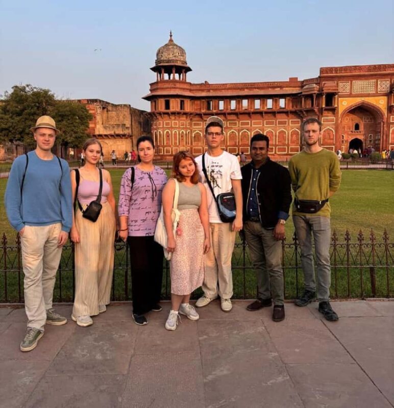 All Inclusive Sunrise Taj Mahal, Agra Fort Day Tour By Car - Frequently Asked Questions