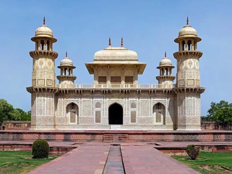 All-Inclusive Taj Mahal Baby Taj & Fort Tour with Transfers - Exploring the Taj Mahal  