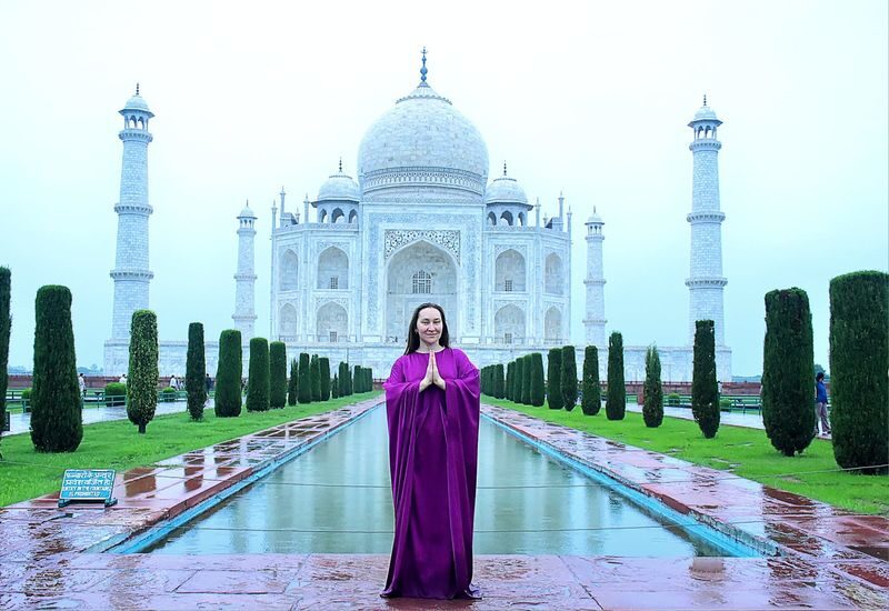 All-Inclusive Taj Mahal Private Car Tour with Multilingual Guide - A Delhi day trip with the long drive built in