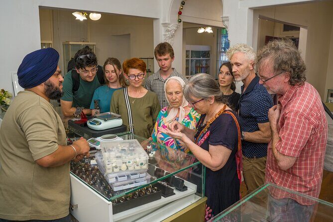 All Inclusive Twilight Nights Little India Half Day Tour - Exploring Harris Park’s Little India: A Closer Look