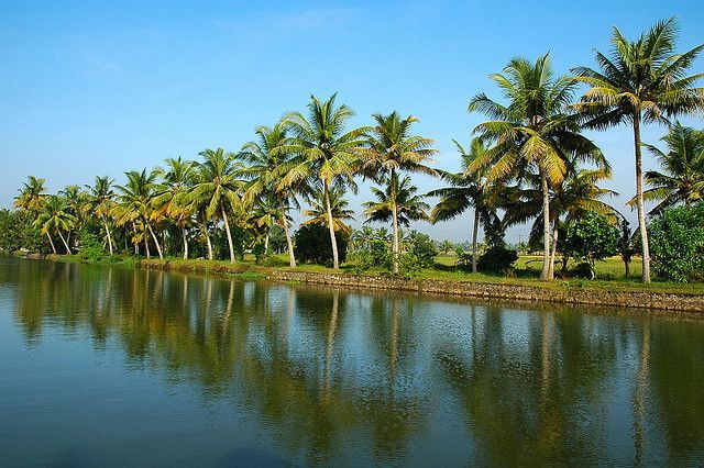Alleppey / Alappuzha Backwater Canoe (Shikara) Cruise - Lord Curzons Fascination With Alleppey