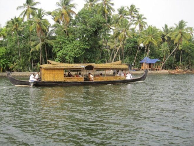 Alleppey Backwater Private Day Cruise From Cochin - Frequently Asked Questions