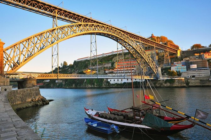 Alma Douro - Tales of Rio - Private Boat Trip (2H) - All Fees and Taxes