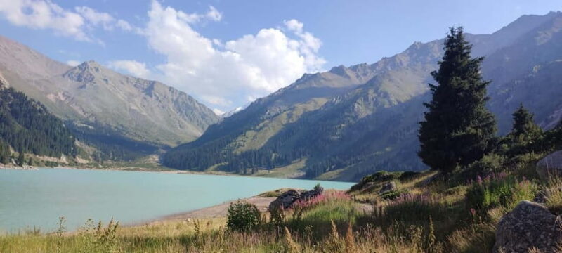 Almaty: Big Almaty Lake Hike and Falconry Show Tour - Exploring the Tour in Detail