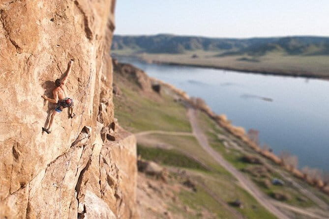 Almaty: Kolsay, Kaindy Lakes and Black Canyon Day Trip - Off-road Journey to Kaindy Lake