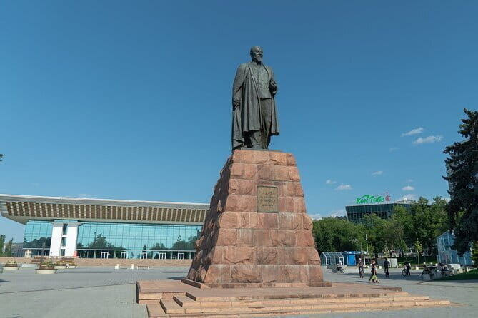 Almaty Walking Tour: 9 Must-See Sights in a Small Group - In-Depth Look at the Tour Experience