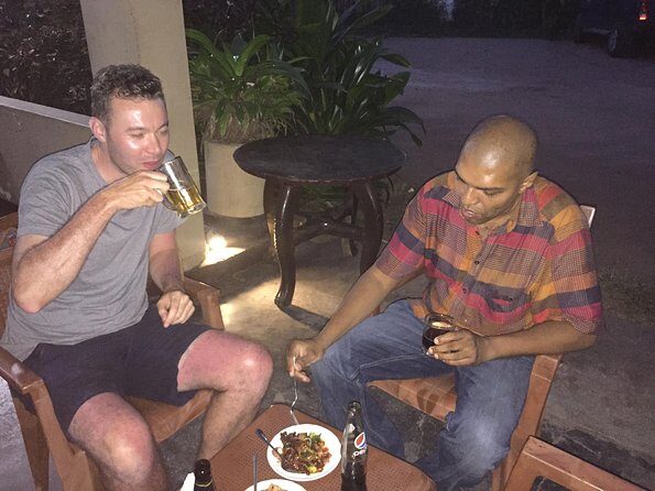 Almost Unlimited Food N Drink Colombo Dodgy Bar Crawl - Introduction