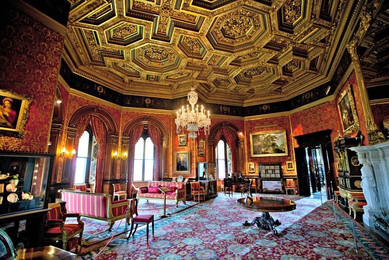 Alnwick Castle and the Borders Day Tour from Edinburgh - How the day feels in practice