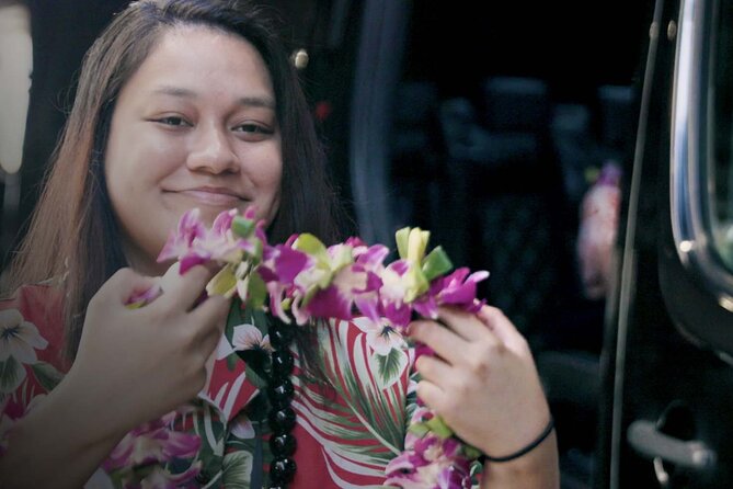 Aloha Lei Greeting on Arrival in Honolulu - Expectations and Accessibility