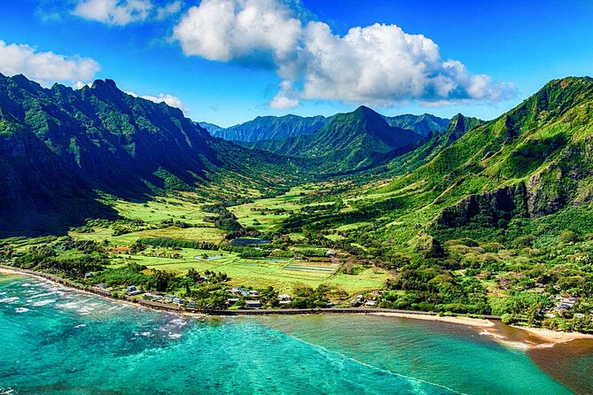 Aloha Lei Greeting on Arrival in Honolulu - The Sum Up