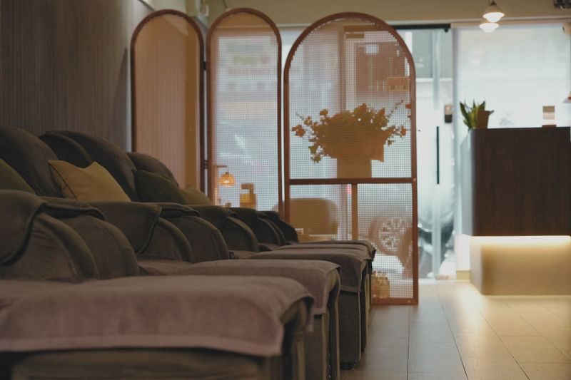Aloha Massage - Massage Experience | Traditional Thai | Foot Massage | Deep Relief Massage | Happy Valley - A massage stop on a Happy Valley side street