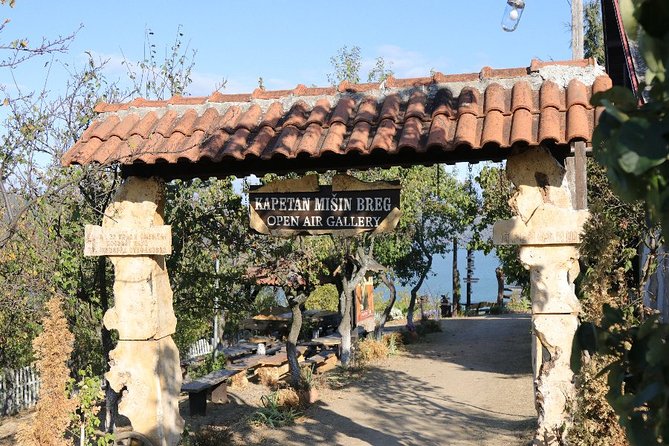 Along the Danube: Golubac Fortress & Iron Gate Gorge Day Trip From Belgrade - Reviews