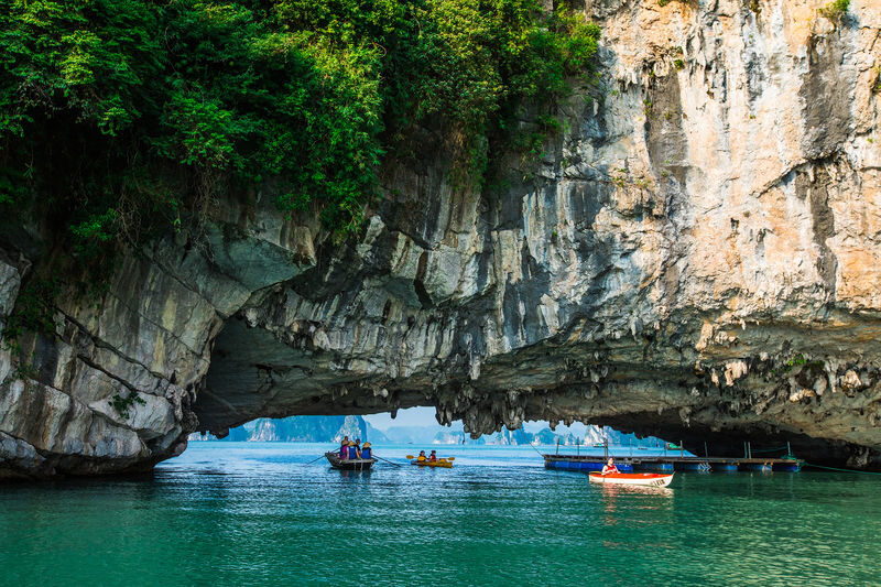 Alova Day Cruise: Ha Long Bay, Sung Sot Cave & Ti Top Island - Ti Top Island: beach time or the summit