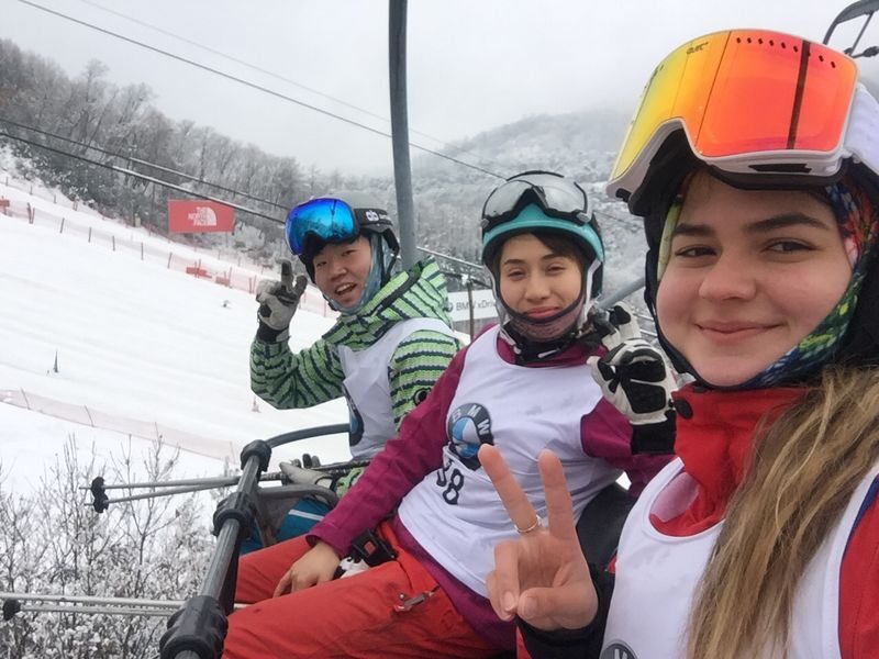 Alpensia: English Speaking Ski/Snowboard Lesson Program - A two-hour lesson built around your group