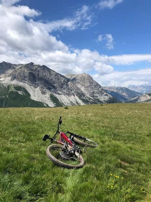 Alps: Sporty MTB tour among single track, alpine peaks and border history - Why this MTB tour offers great value