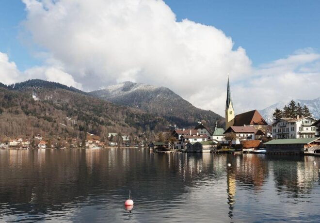 Alt-Wiessee: Private Guided Walking Tour - Key Attractions