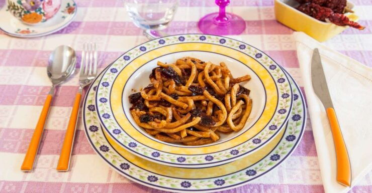 Altamura: Dining Experience at a Local's Home - Activity Duration and Instructor Information