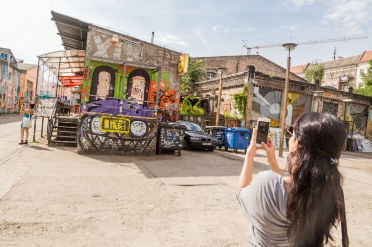 Alternative Berlin by Bike: Kreuzberg & Friedrichshain - Experience the Vibrant Street Art Scene