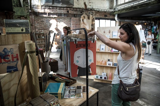 Alternative Prague Walking Tour - Meeting and Pickup Details